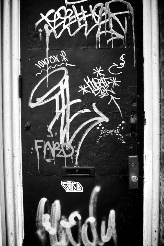 http://eliacin.com/2010/03/door-tag-2/